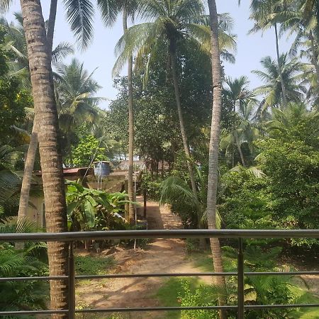 Siddhivinayak Resort Nx Mālvan Eksteriør billede